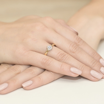 Pierścionek ze złota z Tanzanitem 0,15ct i Diamentami próby 585. W-0072TAN